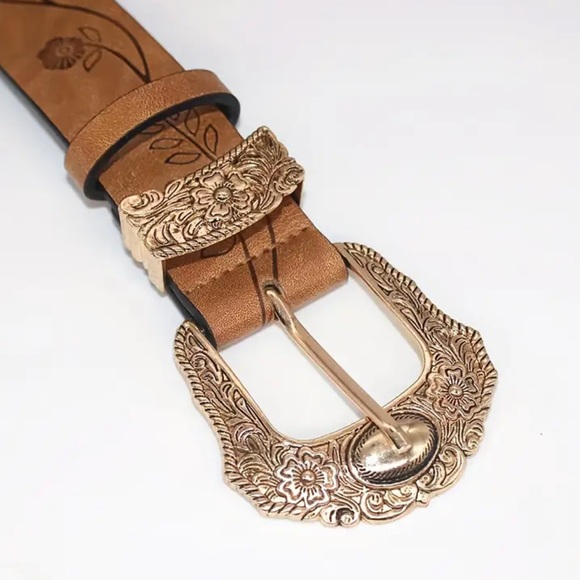 Vintage Embossed Floral Buckle Belt - Picture 4 of 12
